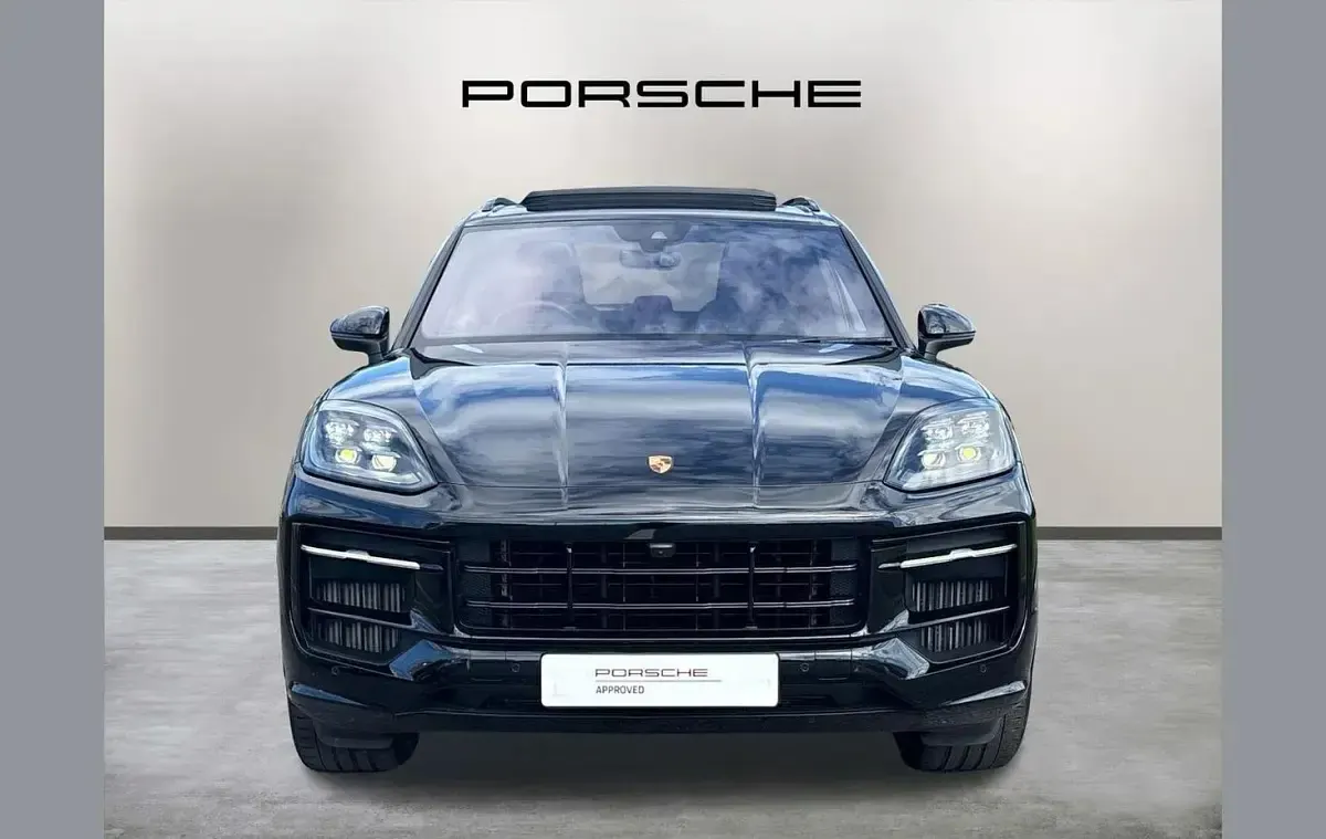 Used Porsche Cayenne S 468 HP (344 kW) 2025 Black SUV