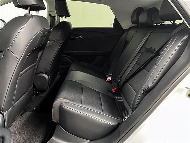 New MG MG4 EV Trophy 180 kW (245 HP) 2025 White Hatchback