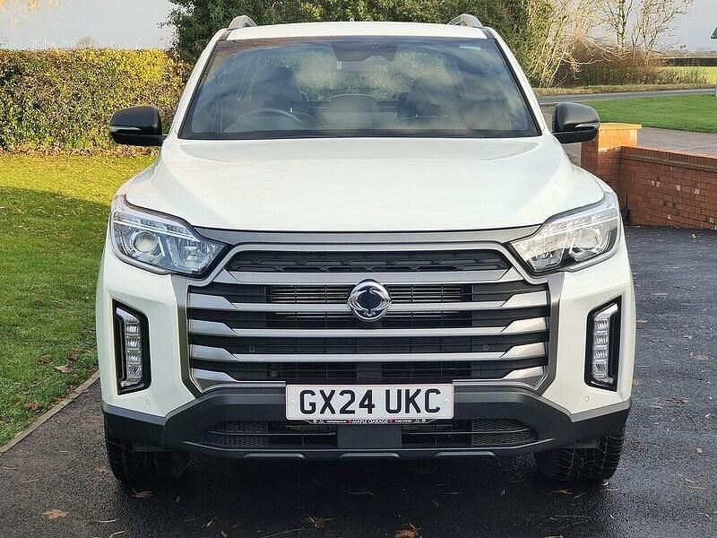 Used Ssangyong (KGM) Musso 202 HP (148 kW) 2024 White Pickup