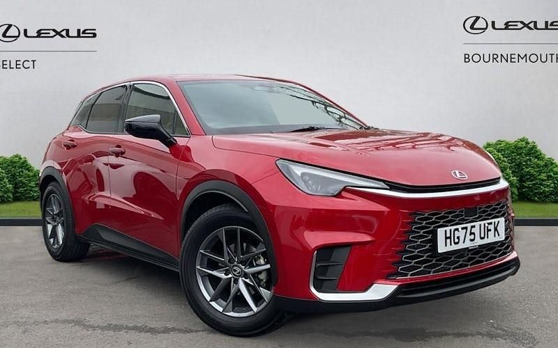 Second-hand Lexus LBX 136 CP (100 kW) 2025 SUV