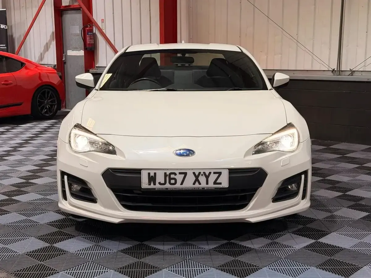 Used Subaru BRZ 2017 White Coupe