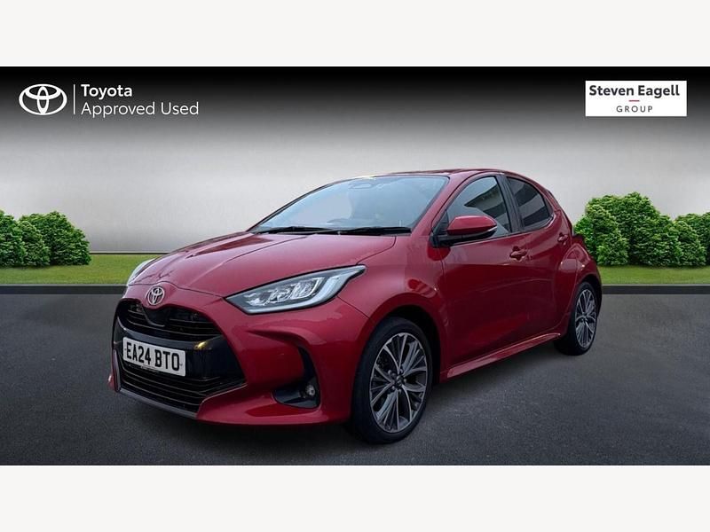 Used Toyota Yaris Hybrid 2024 Red Hatchback