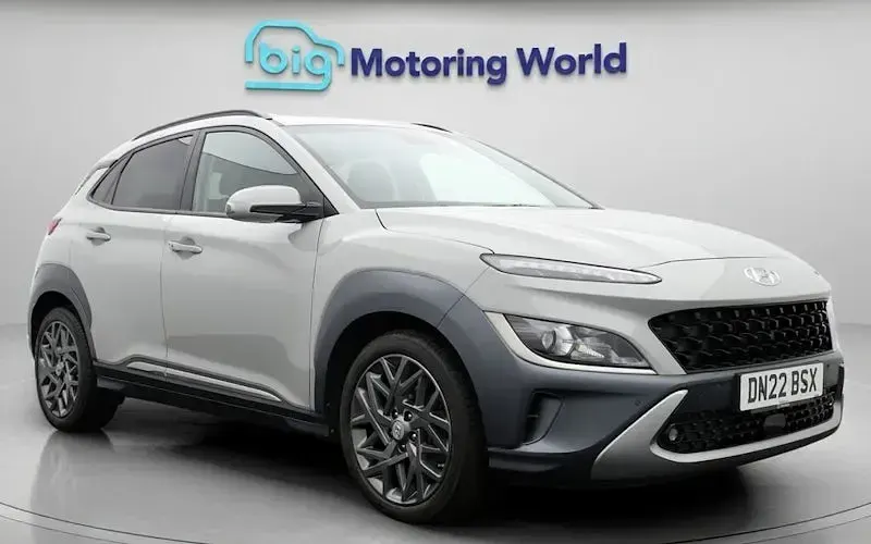 Usado Hyundai Kona Premium 141 HP (103 kW) 2022 SUV