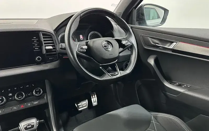 Used Skoda Karoq SportLine 150 HP (110 kW) 2021 Grey SUV