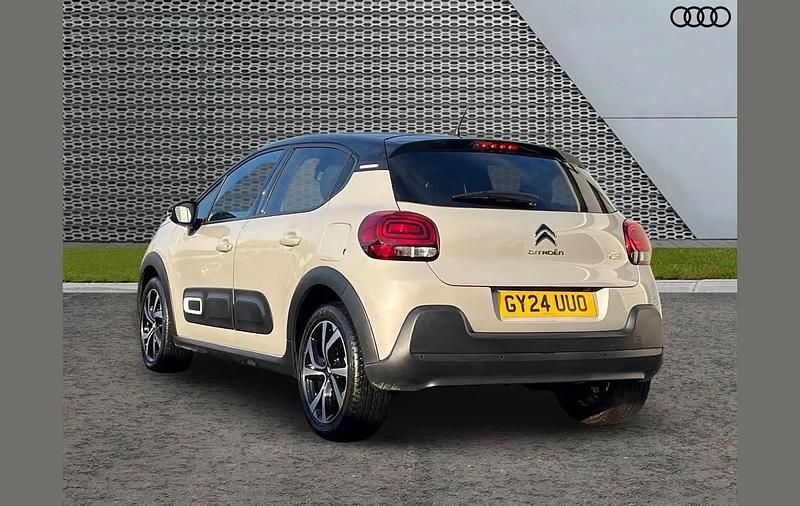 Used Citroën C3 PureTech 110 HP (80 kW) 2024 Grey Hatchback