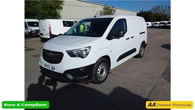 Used Vauxhall Combo S 2023 White MPV