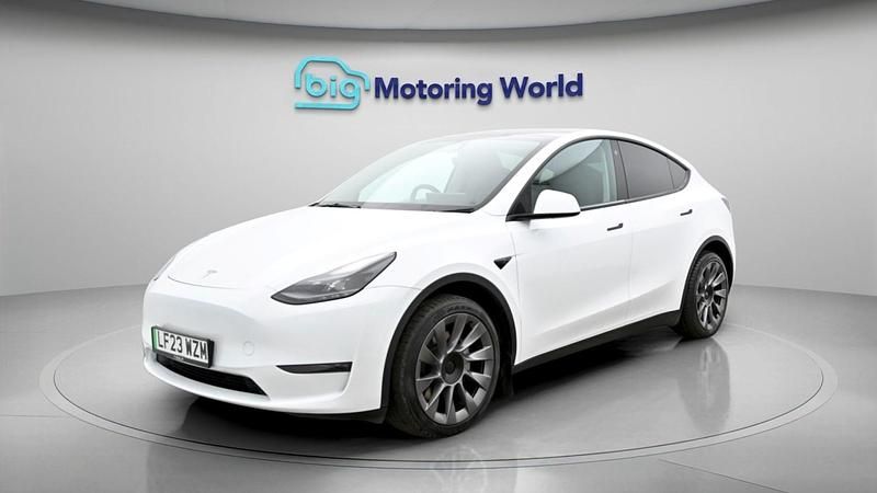 Used Tesla Model Y Long Range AWD 378 kW (514 HP) 2023 White SUV