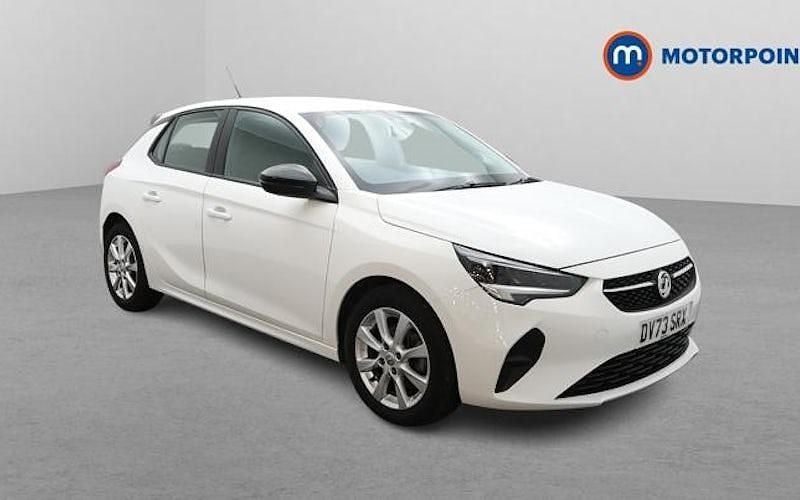 Used Vauxhall Corsa Design Edition 101 HP (74 kW) 2023 White Hatchback