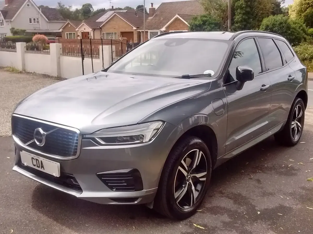 Used Volvo XC60 R-Design Pro 390 HP (286 kW) 2019 Grey SUV