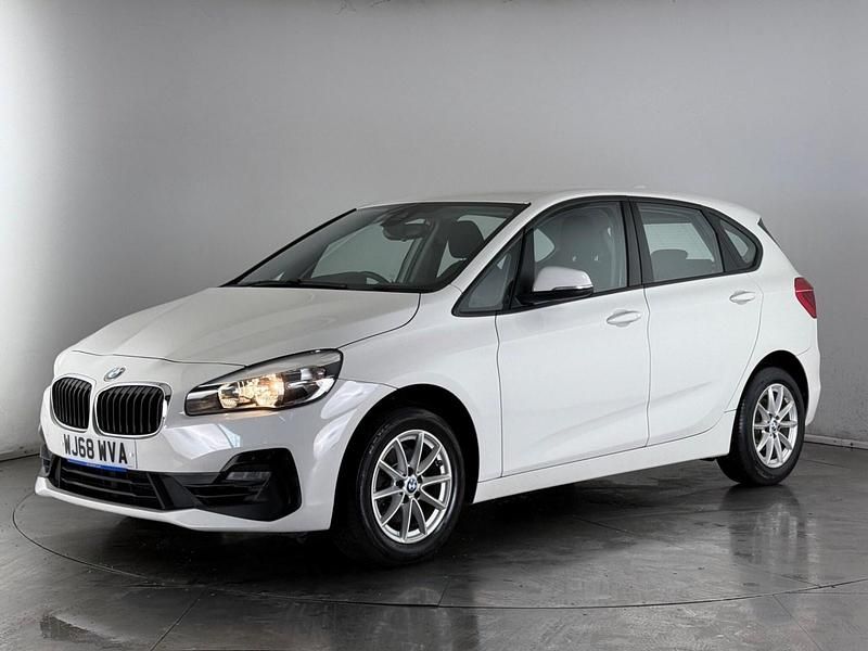 Used BMW 218 2018 White Hatchback