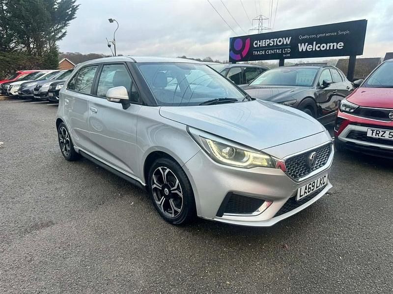 Used MG MG3 Exclusive 106 HP (77 kW) 2019 Silver Hatchback