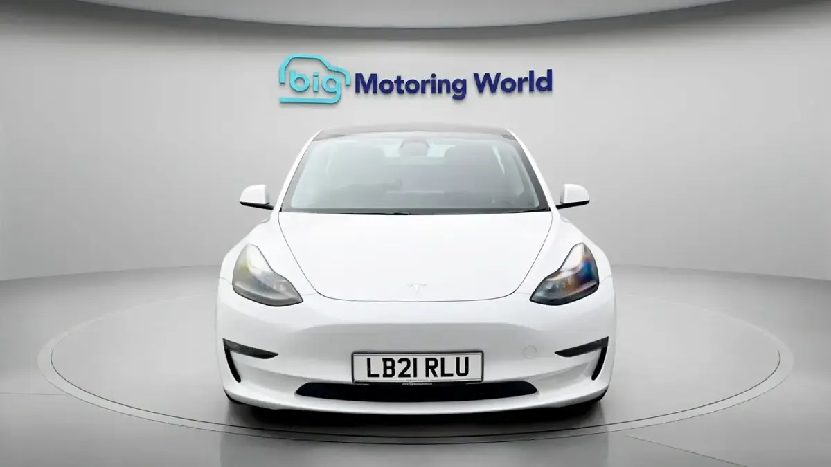 Used Tesla Model 3 Long Range AWD 366 kW (498 HP) 2021 White Sedan