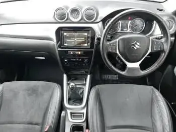Used Suzuki Vitara SZ5 120 HP (88 kW) 2018 White SUV