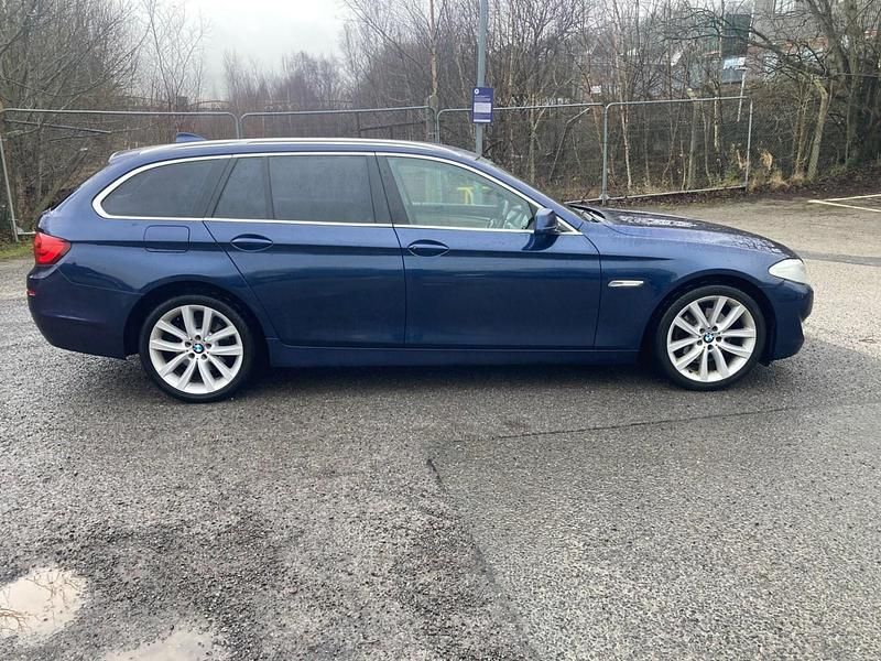 Used BMW 520 Impressive 2012 Blue Estate