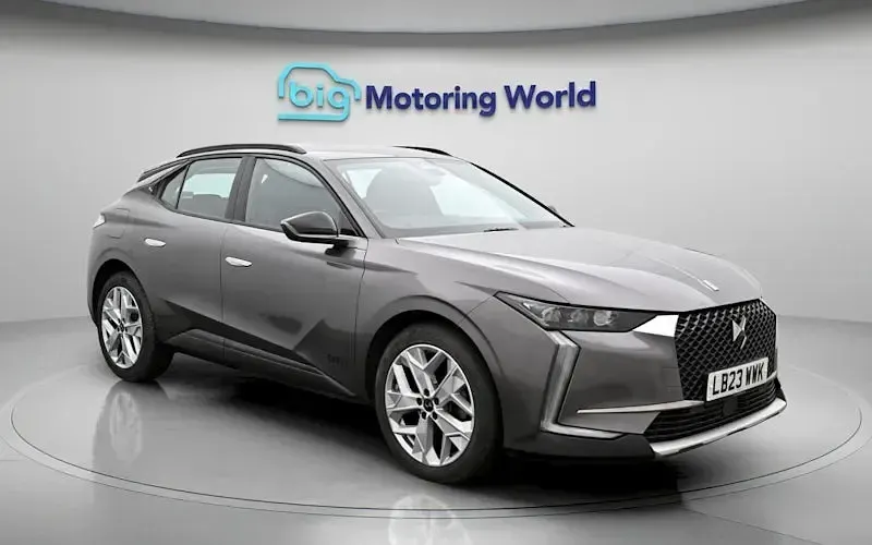 Used DS Automobiles DS4 Crossback Trocadero 131 HP (96 kW) 2023 Grey SUV