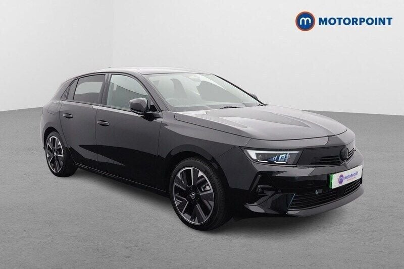 Black Used 2024 Vauxhall Astra Ultimate Hatchback | £20,499 (Super price) - Image 1/4
