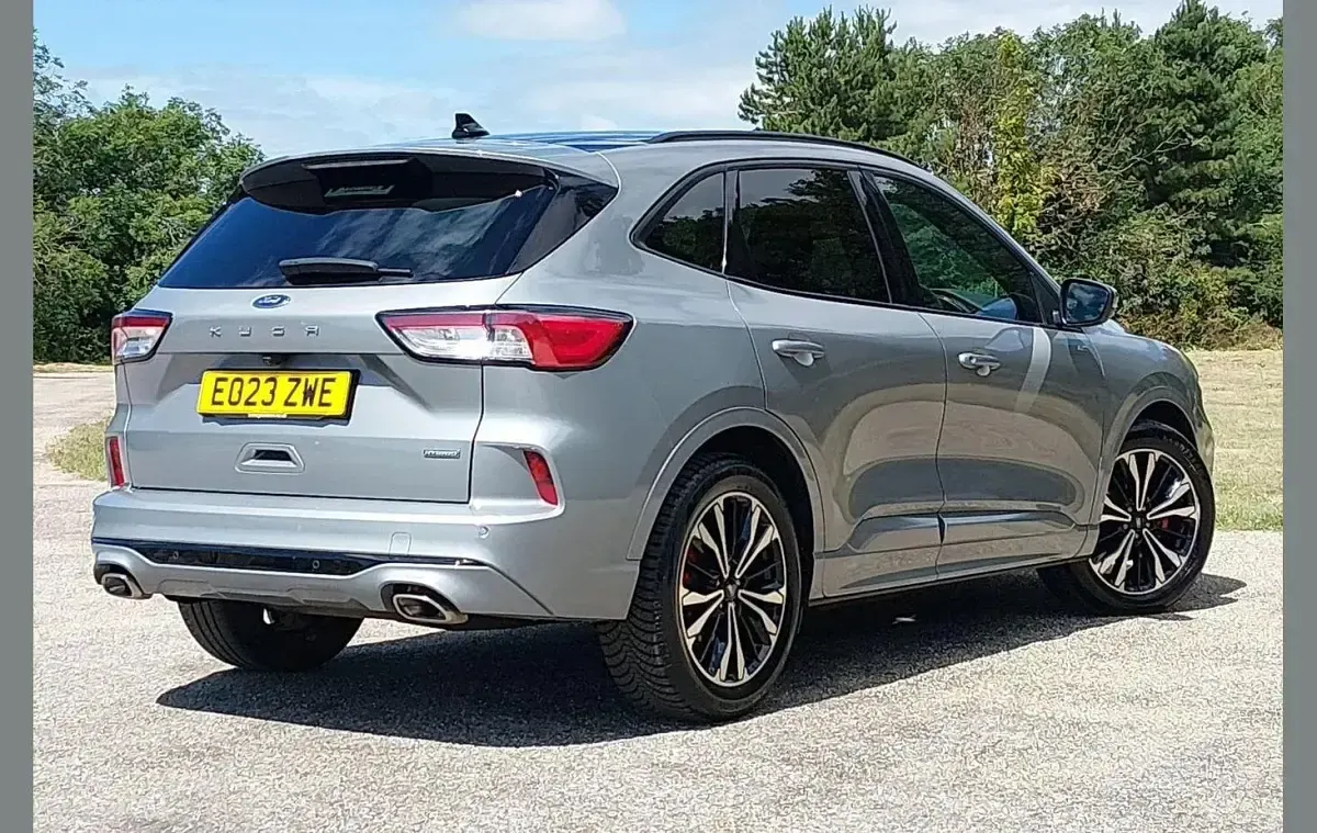 Used Ford Kuga ST-Line X 225 HP (165 kW) 2023 Silver SUV