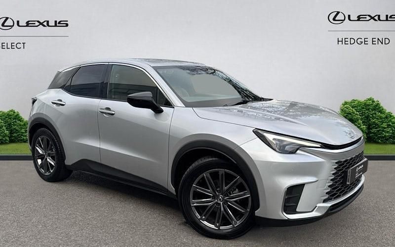 Used Lexus LBX 136 HP (100 kW) 2025 Tyrol silver SUV