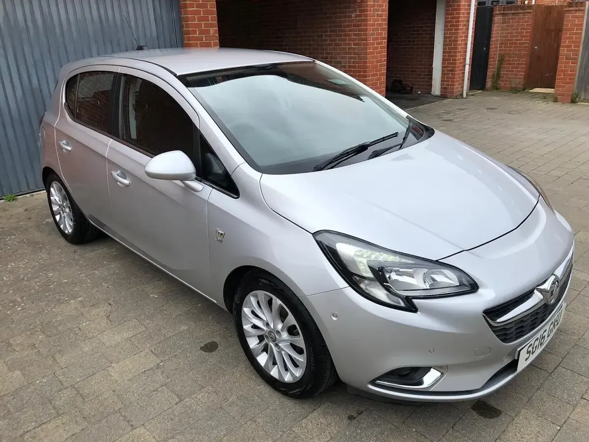Used Vauxhall Corsa 75 HP (55 kW) 2016 Silver Hatchback