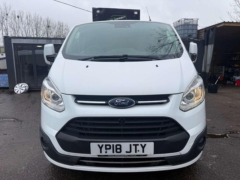Second-hand Ford Transit Custom Limited 130 CP (95 kW) 2018 Alb Van