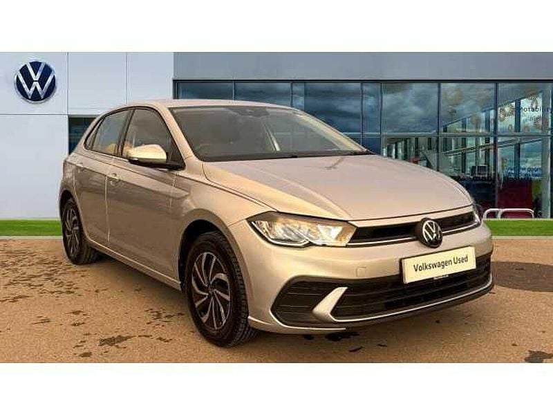 Used VW Polo Life 80 HP (58 kW) 2024 Silver Hatchback