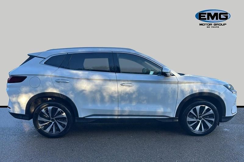 Used BYD Seal U Design 160 kW (218 HP) 2025 White SUV