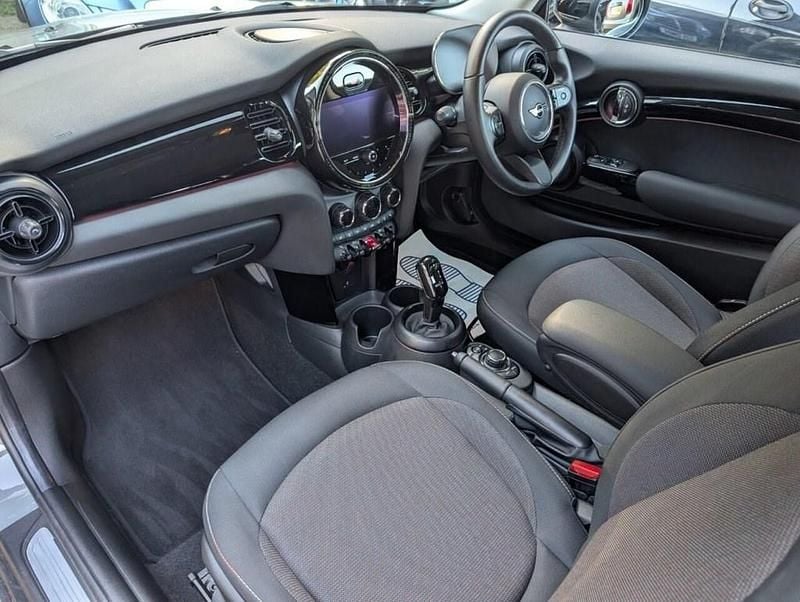 Used Mini Cooper Classic 136 HP (100 kW) 2022 Grey Hatchback