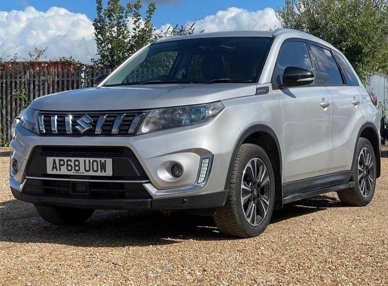 Używany Suzuki Vitara SZ5 140 KM (102 kW) 2019 Srebrny Hatchback