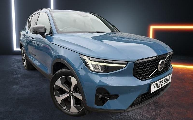 Begagnad Volvo XC40 Ultimate 197 HK (144 kW) 2023 SUV