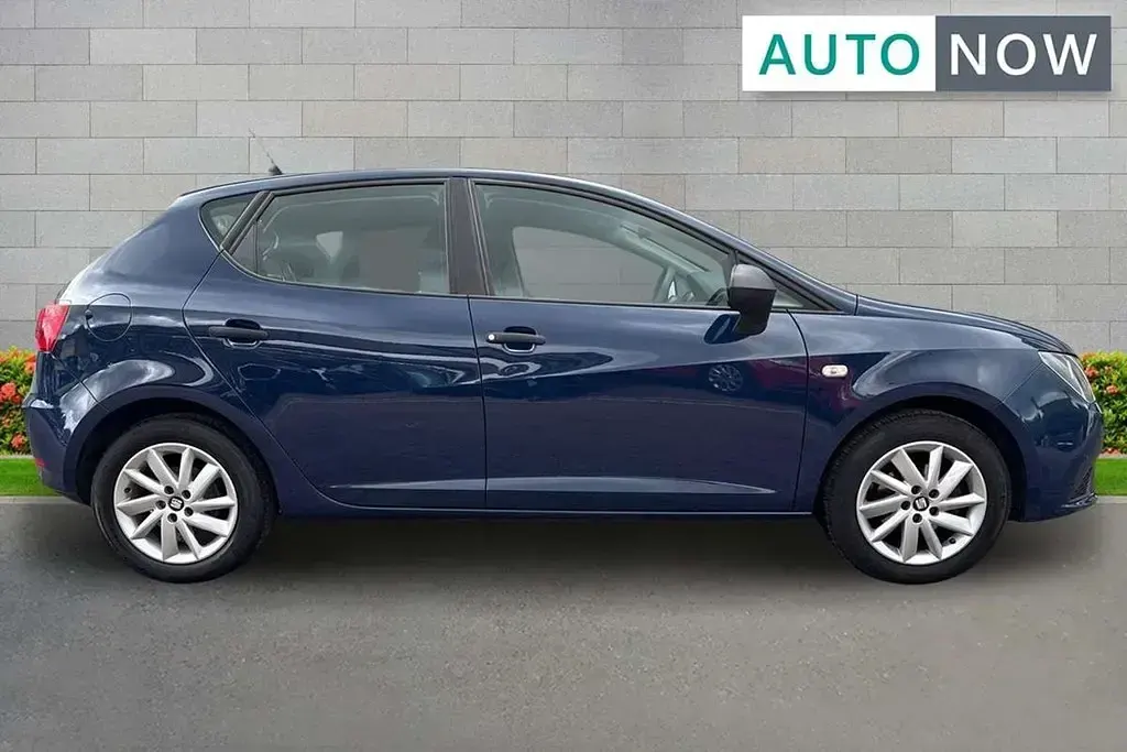 Usado Seat Ibiza SOL 73 HP (53 kW) 2017 Azul Citadino