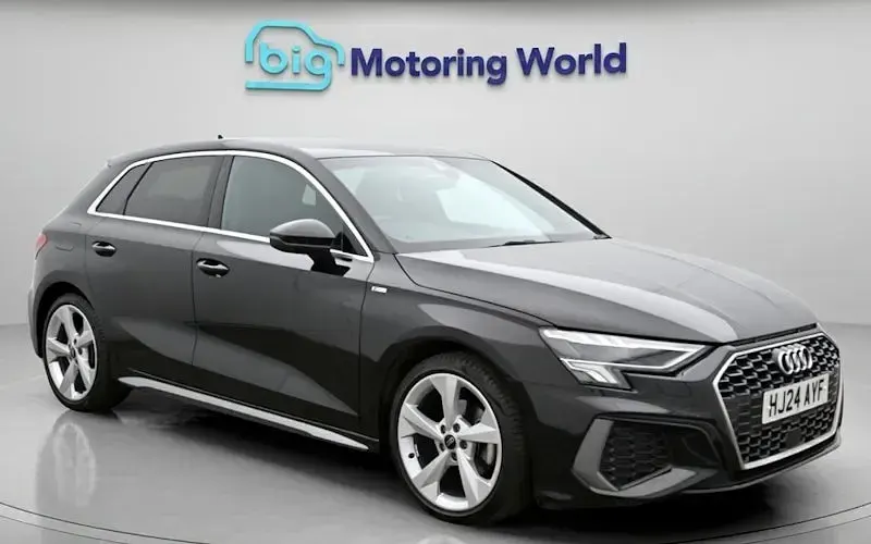 Second-hand Audi A3 Sportback S-Line 150 CP (110 kW) 2024 Hatchback