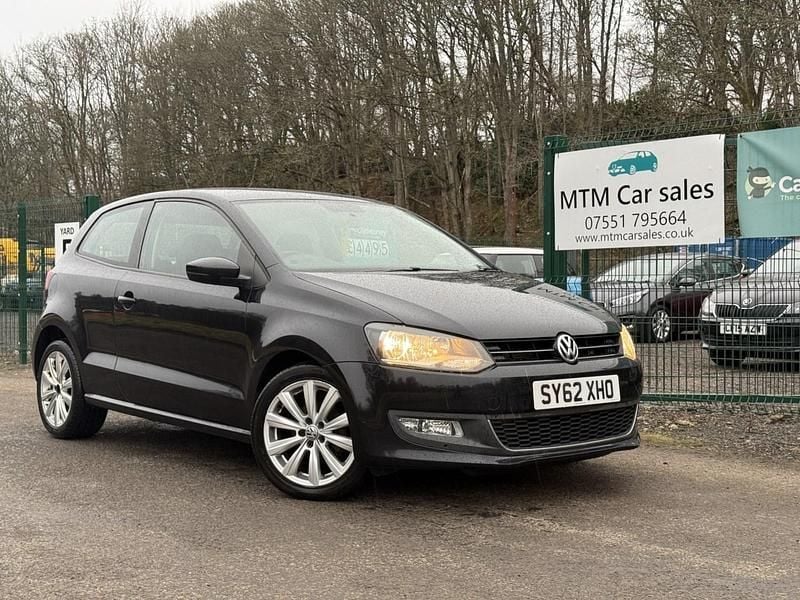Begagnad VW Polo SEL 90 HK (66 kW) 2012 Svart Halvkombi