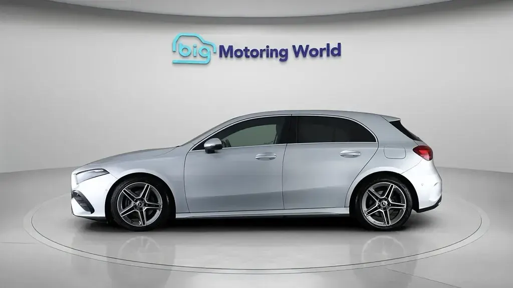 Begagnad Mercedes A200 Executive 177 HK (130 kW) 2023 Halvkombi