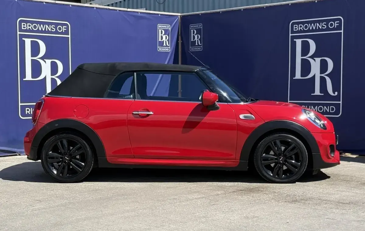 Used Mini Cooper Cabriolet Sport 136 HP (100 kW) 2020 Red Cabriolet