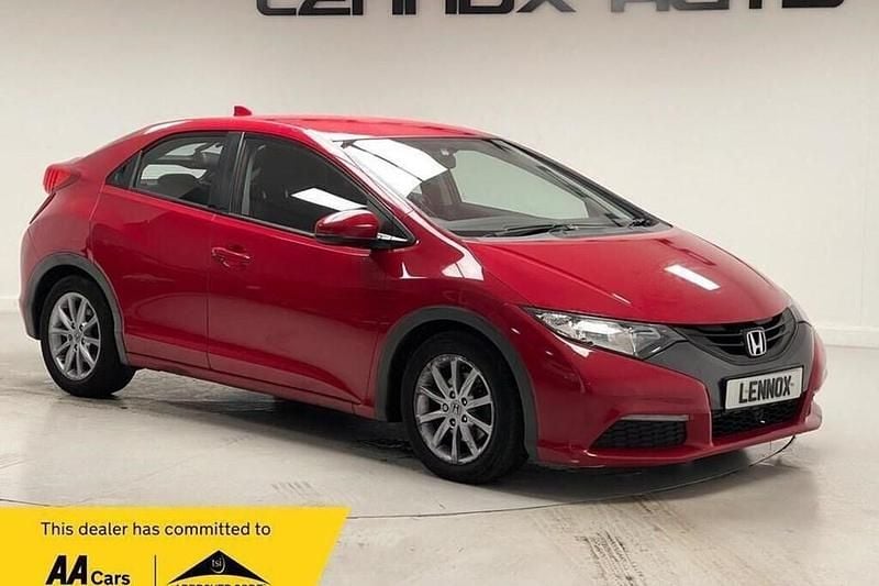 Used Honda Civic SE 100 HP (73 kW) 2013 Red Hatchback
