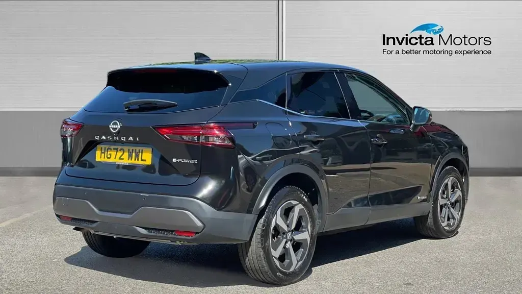 Used Nissan Qashqai N-Connecta 190 HP (139 kW) 2023 Black SUV