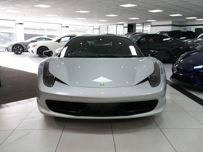 Used Ferrari 458 570 HP (419 kW) 2011 Silver Coupe