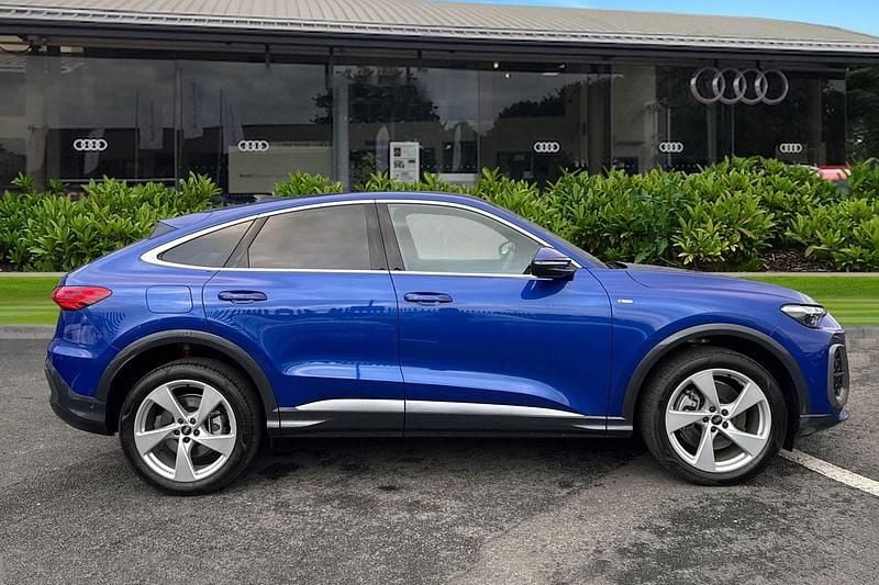 New Audi Q5 S-Line 204 HP (150 kW) 2025 Blue SUV