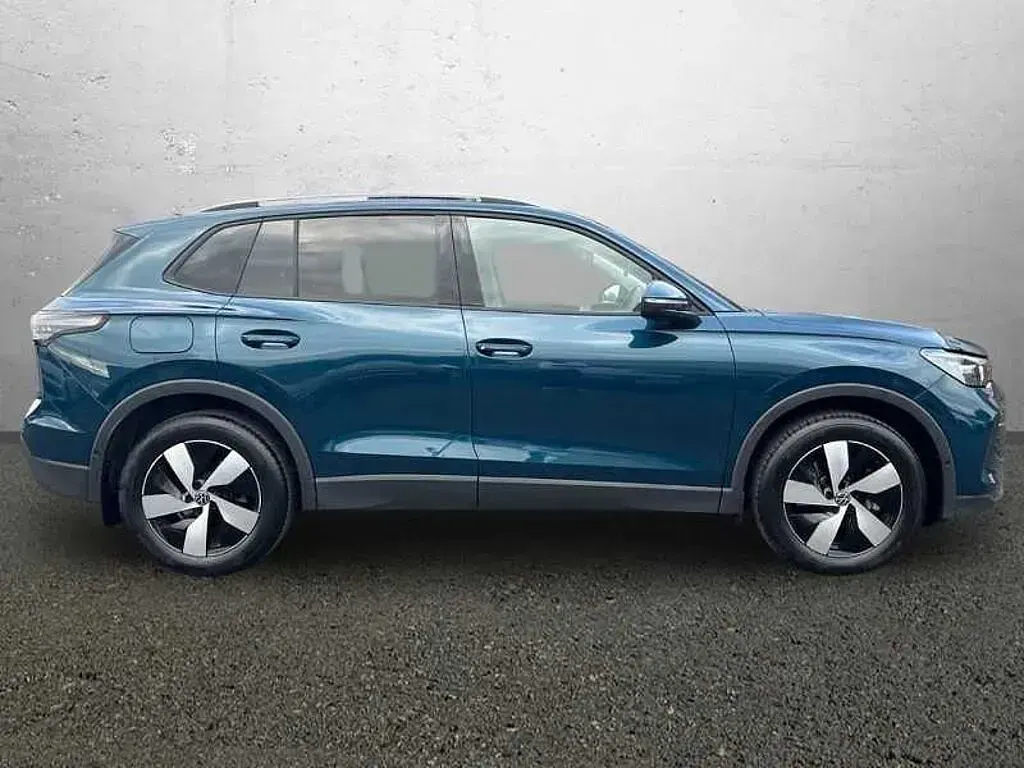 Used VW Tiguan Match 150 HP (110 kW) 2025 Blue SUV