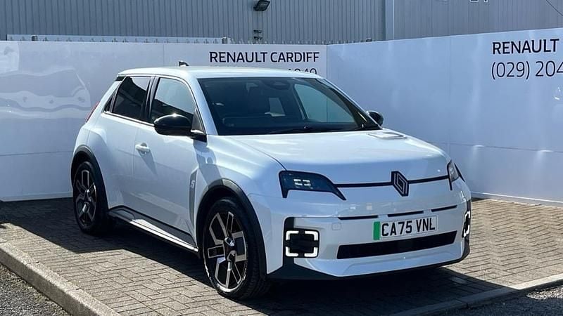 New Renault R5 Komfort 110 kW (150 HP) 2025 Hatchback