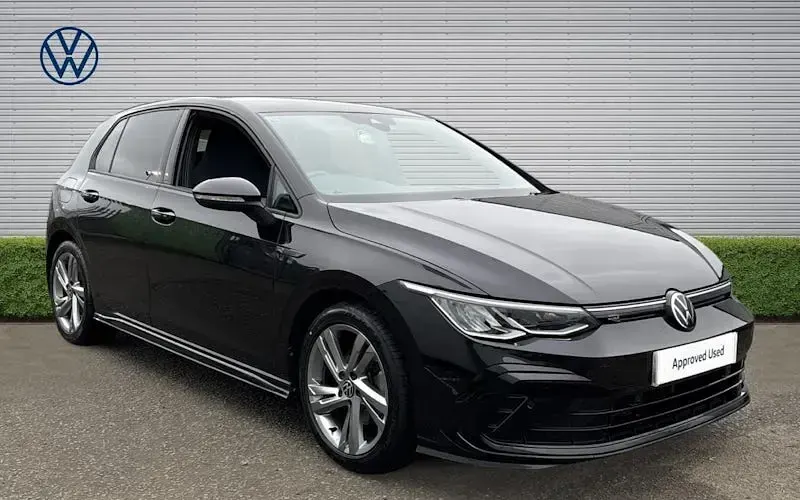 Begagnad VW Golf VIII R-line 150 HK (110 kW) 2024 Halvkombi