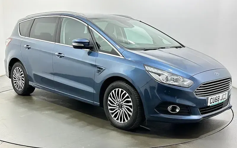 Used Ford S-MAX Titanium 150 HP (110 kW) 2019 MPV
