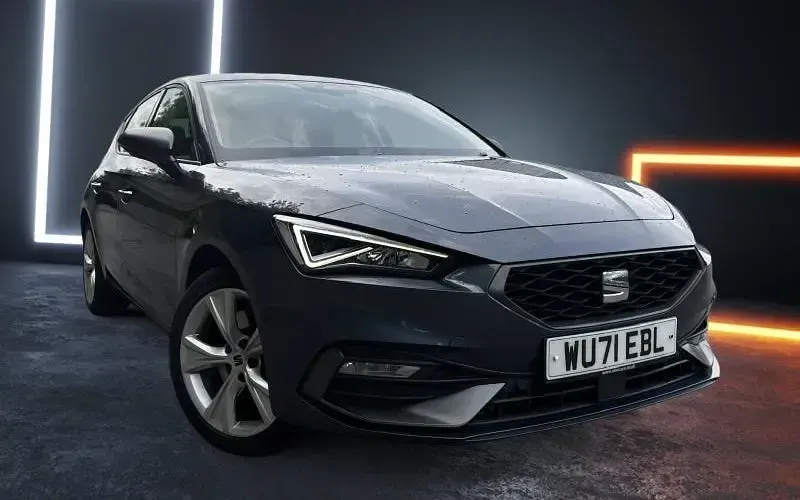 Used Seat Leon FR 204 HP (150 kW) 2023 Hatchback