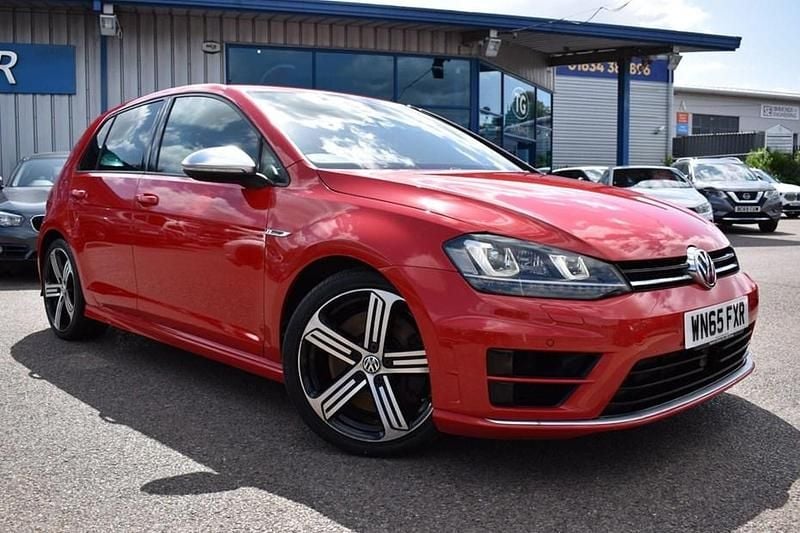 Red Used 2015 VW Golf VII R Hatchback | £16,000 (Expensive) - Image 1/1