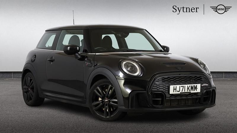 Midnight black Used 2021 Mini Cooper S Hatch Hatchback | £19,500 (Fair price) - Image 1/4