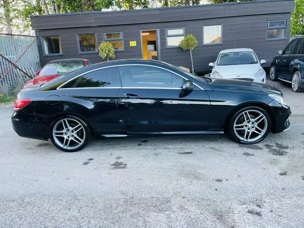 Second-hand Mercedes E250 AMG 204 CP (150 kW) 2014 Negru Coupe