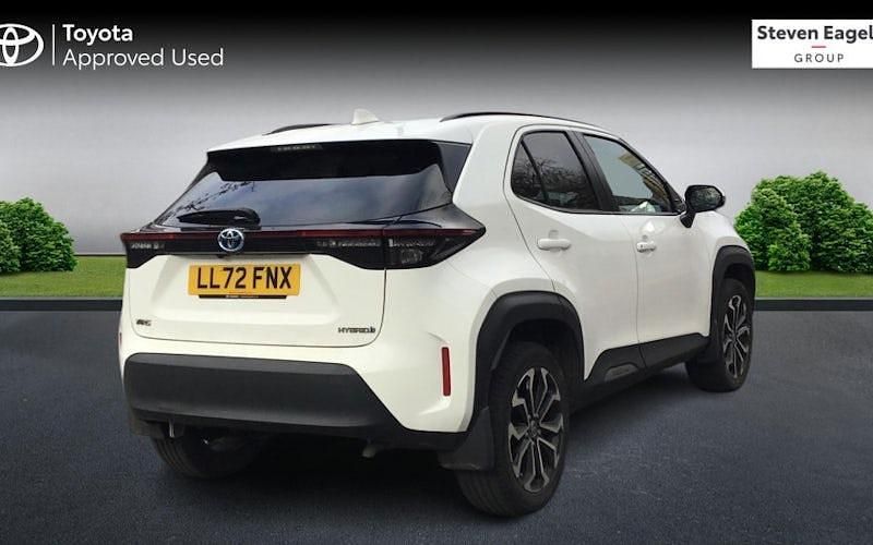 Used Toyota Yaris Hybrid Design 116 HP (85 kW) 2025 Estate