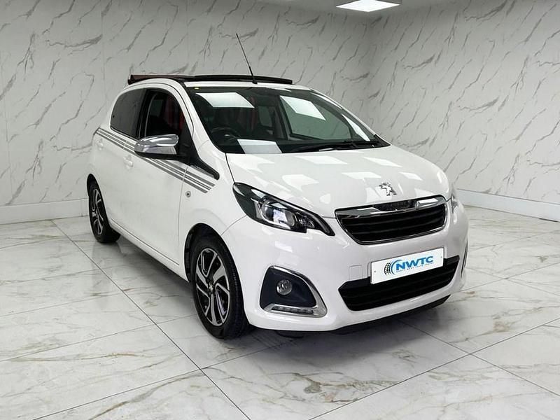 Used Peugeot 108 Collection 72 HP (52 kW) 2020 White Hatchback