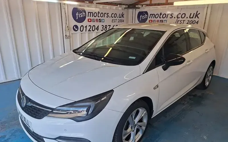 Used Vauxhall Astra SRi 110 HP (80 kW) 2021 Hatchback