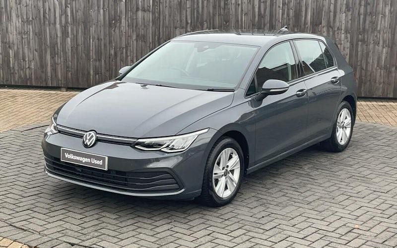 Used 2023 VW Tiguan Life SUV | £18,299 (Super price) - Image 1/4